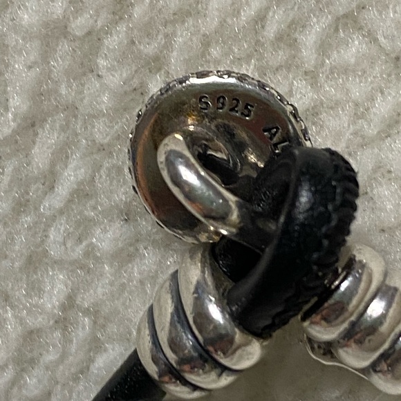 Pandora Double Leather Bracelet - Picture 2 of 4